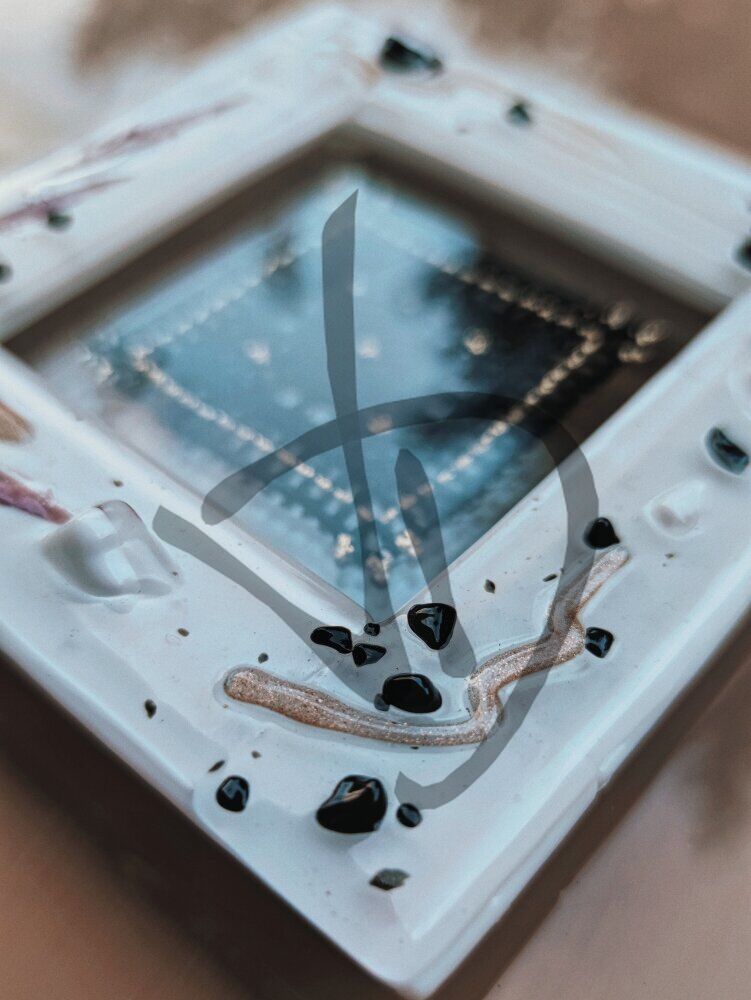 Maßgefertigte Produkte - Kunstobjekte – Geschenkideen - Partygeschenke - Gastgeschenke aus Muranoglas mit handgefertigtem Valsesian-Stempeleinsatz - 2