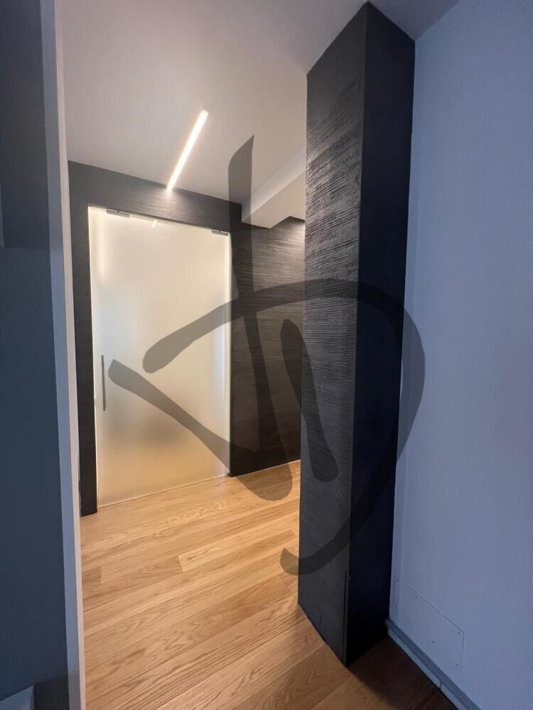 Maßgefertigte Produkte - Maßgefertigte Glastüren - Schiebetüren - Maßgefertigte satinierte Glasschiebetür