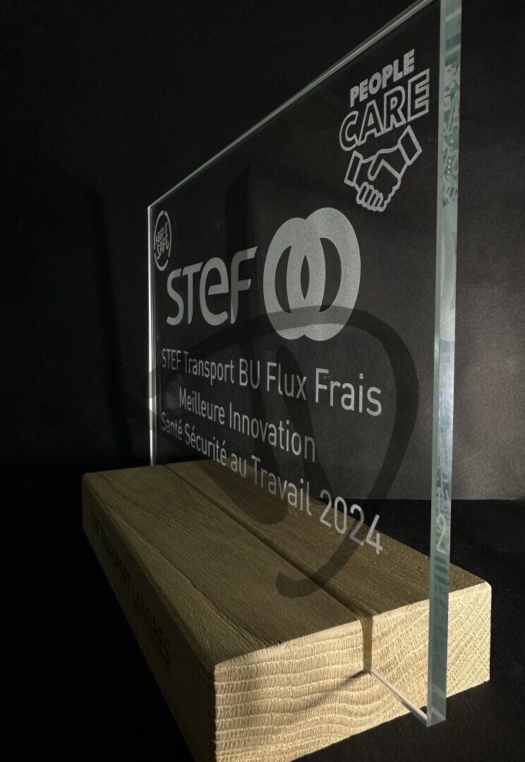 Maßgefertigte Produkte - Schilder - Aus Glas - Glastafeln und Schilder